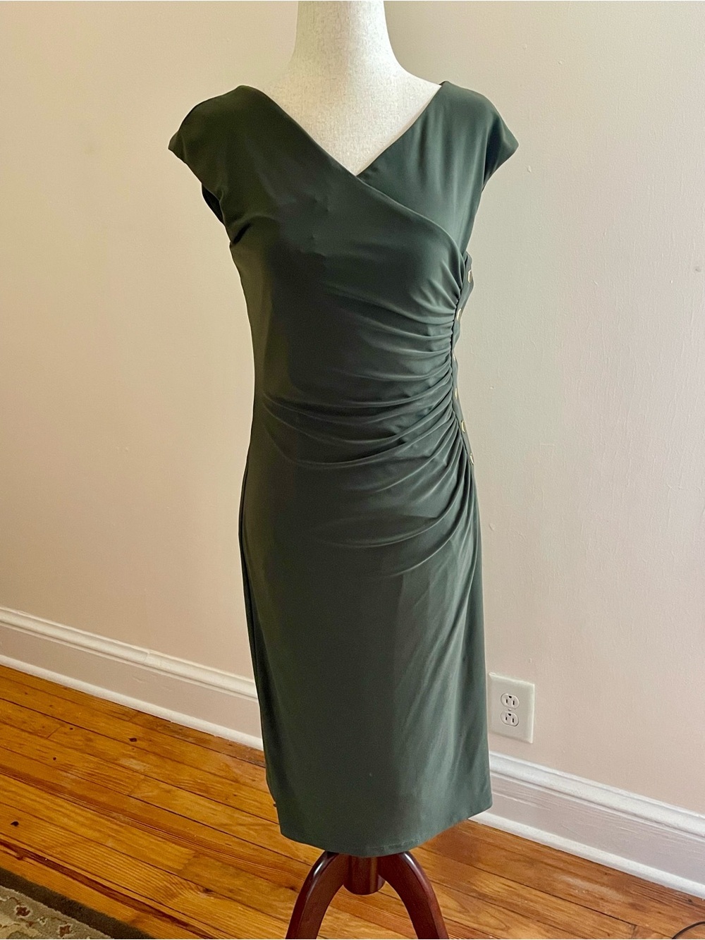 Lauren Ralph Lauren Olive Ruched Sheath Dress Gold Button Detail Size 4
